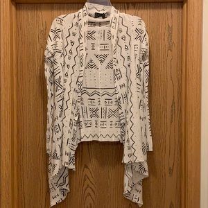 Billabong Aztec-ish Print Cardigan